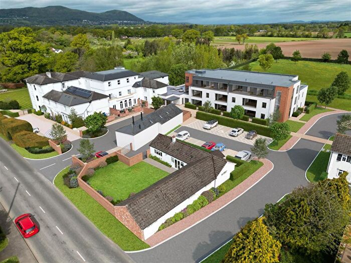 2 Bedroom Flat For Sale In Hanley Swan, Nr Malvern, WR8