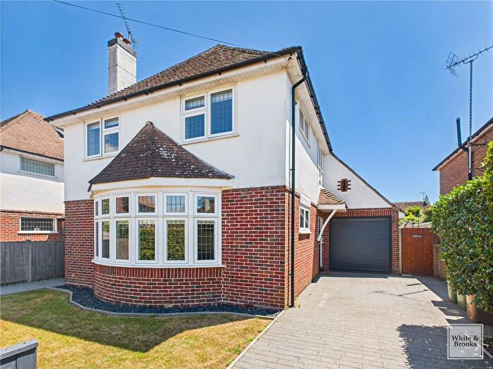 4 Bedroom Detached House For Sale In Parkway, Bognor Regis, PO21
