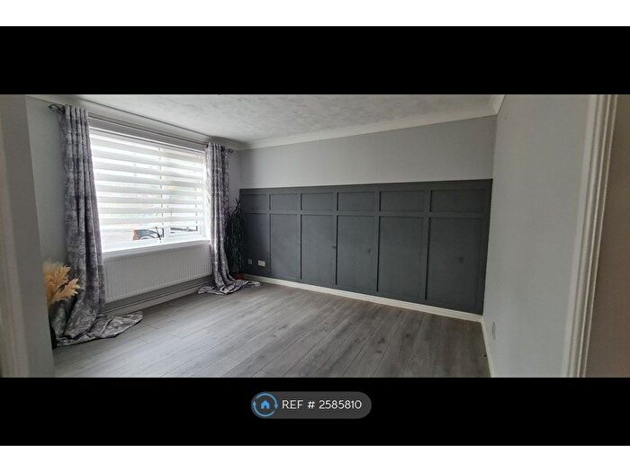 2 Bedroom Semi-Detached House To Rent In Gresley Close, Wigan, WN1