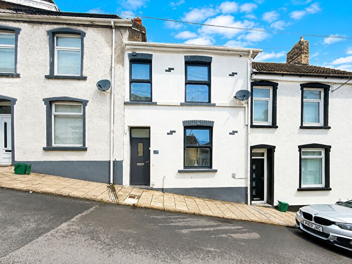 3 Bedroom Terraced House For Sale In Thomas Street, Mountain Ash, Rhondda Cynon Taf, CF45