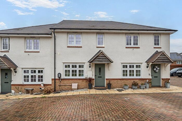 3 Bedroom Terraced House For Sale In Annas Meadow, Shefford, SG17