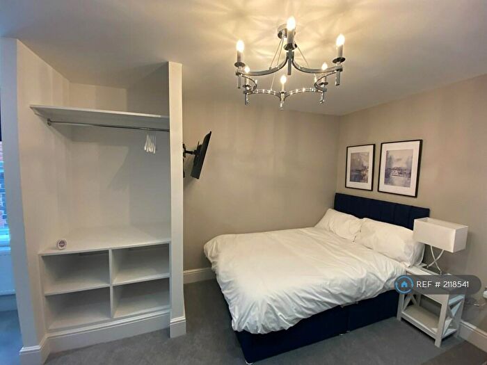 Studio To Rent In Uttoxeter New Road, Derby, DE22