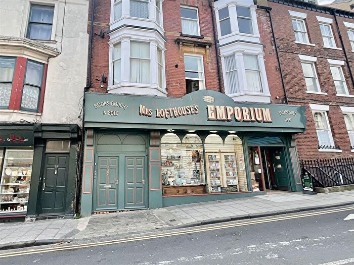 1 Bedroom Flat To Rent In Queen Street, Scarborough, YO11