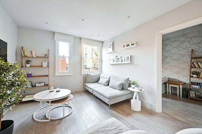 2 Bedroom Flat To Rent In Fulham High Street, Fulham, London, SW6
