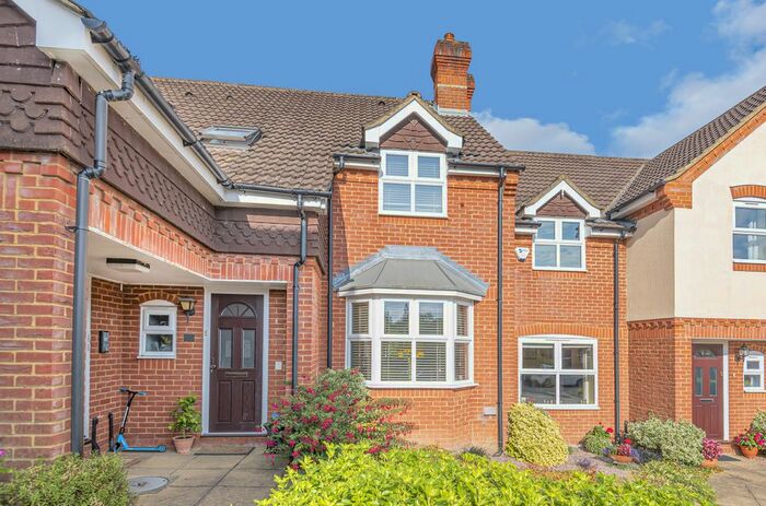 3 Bedroom Terraced House To Rent In Hale Place, Farnham GU9