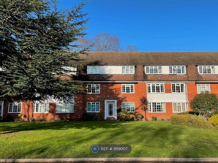 2 Bedroom Flat To Rent In Grange Road, Sutton, SM2