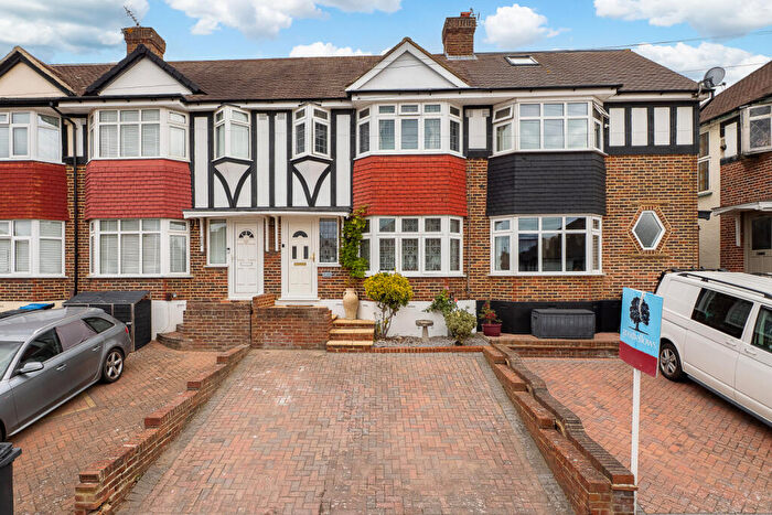 3 Bedroom Terraced House For Sale In Lynmouth Avenue, Morden, SM4