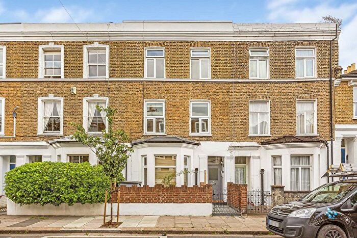 2 Bedroom Flat To Rent In Brackenbury Road, Brackenbury Village, W6