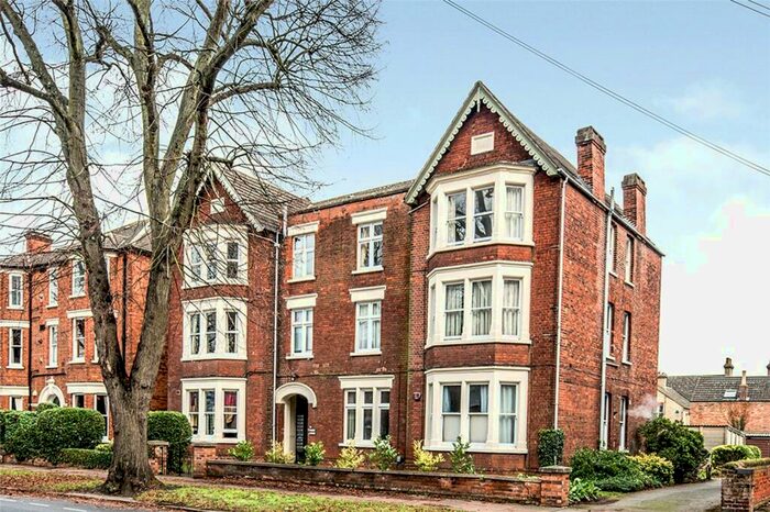 1 Bedroom Flat To Rent In Bushmead Avenue, Bedford, Bedfordshire, MK40