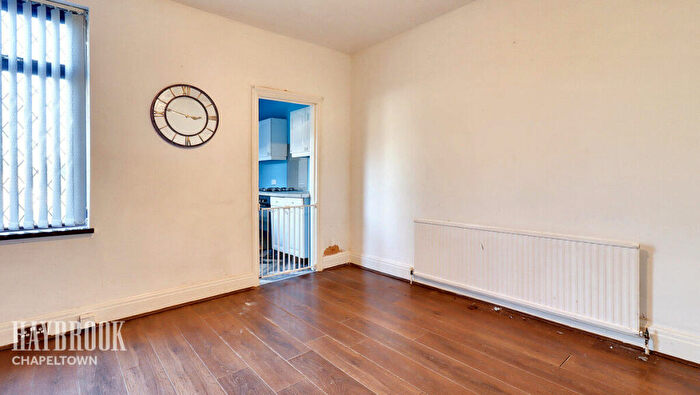 2 Bedroom Terraced House For Sale In Bellhouse Road, Sheffield, S5