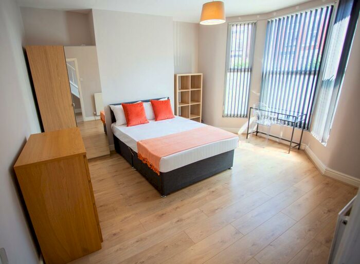 4 Bedroom Terraced House To Rent In Gainsborough Road, L15