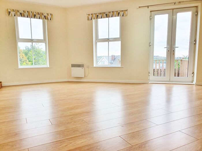 2 Bedroom Flat To Rent In Daniel Hill Mews, Sheffield, S6