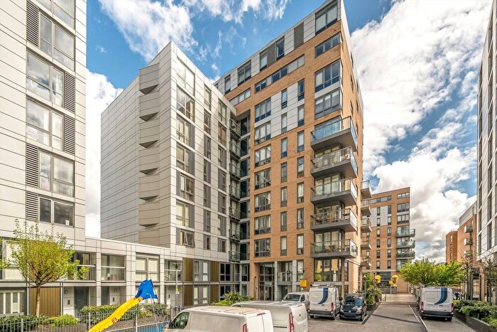 3 Bedroom Flat For Sale In Dundas Court, New Capital Quay, London, SE10