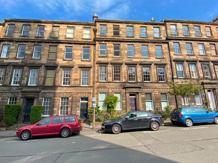 5 Bedroom Flat To Rent In Lutton Place, Newington, Edinburgh, EH8