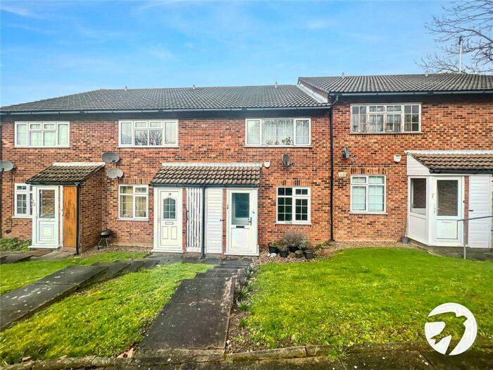 1 Bedroom Maisonette To Rent In Manorside Close, London, SE2