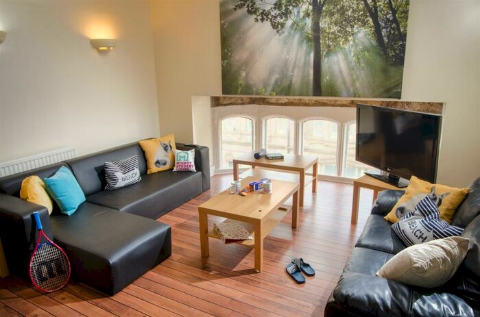 4 Bedroom Private Hall To Rent In Flat A Alexandra Hall, LA1