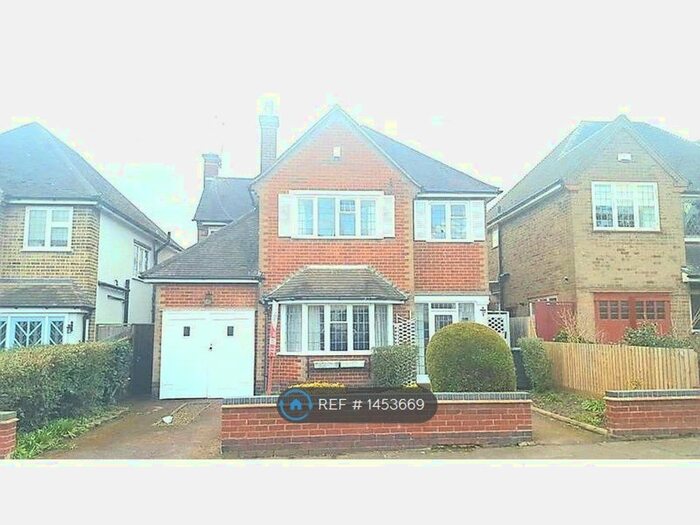 4 Bedroom Detached House To Rent In Shirley Avenue, Leicester, LE2