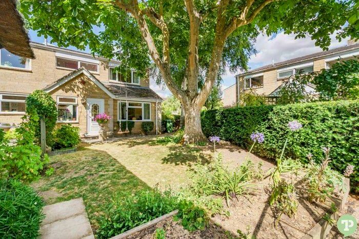 4 Bedroom Detached House For Sale In Milton Manor Drive, Little Milton, OX44