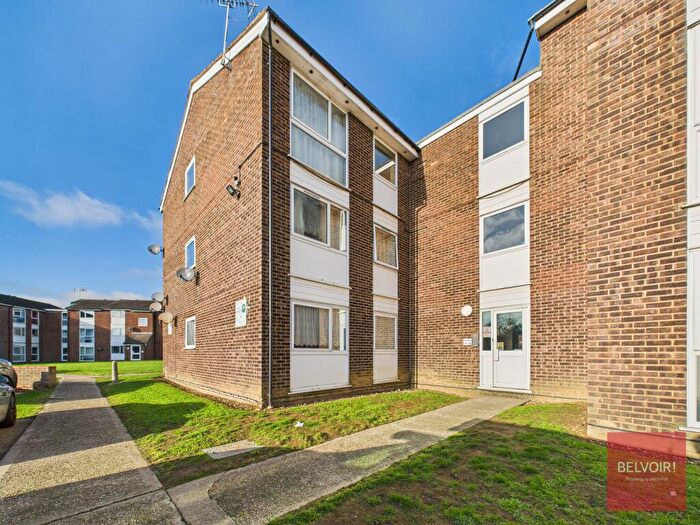 2 Bedroom Flat For Sale In Lupin Drive, Springfield, Chelmsford, Essex, CM1