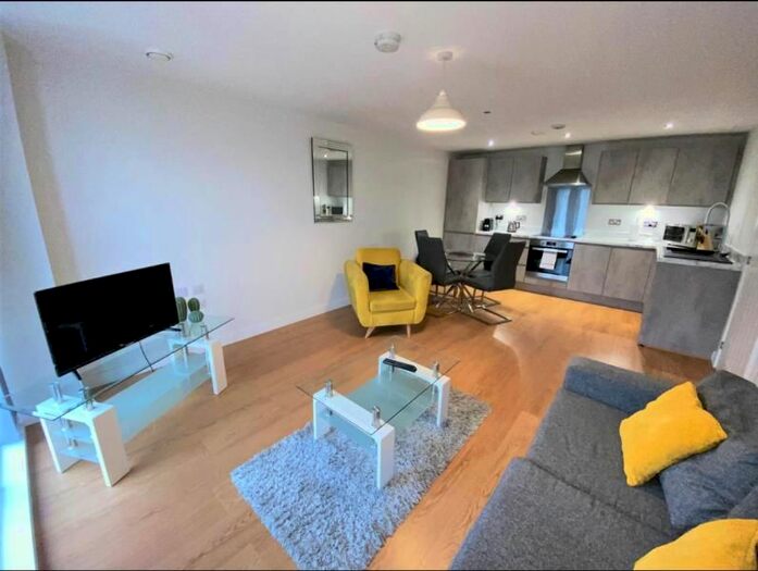 2 Bedroom Flat To Rent In Victoria Riverside, Hunslet, Leeds, LS10