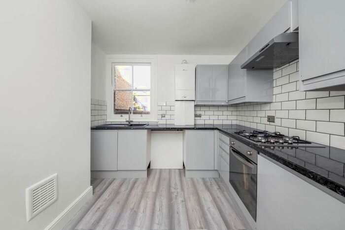 1 Bedroom Flat To Rent In Blashford Street, Lewisham, SE13