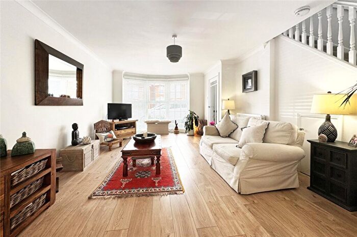 3 Bedroom End Of Terrace House For Sale In Briar Close, Angmering, Littlehampton, West Sussex, BN16
