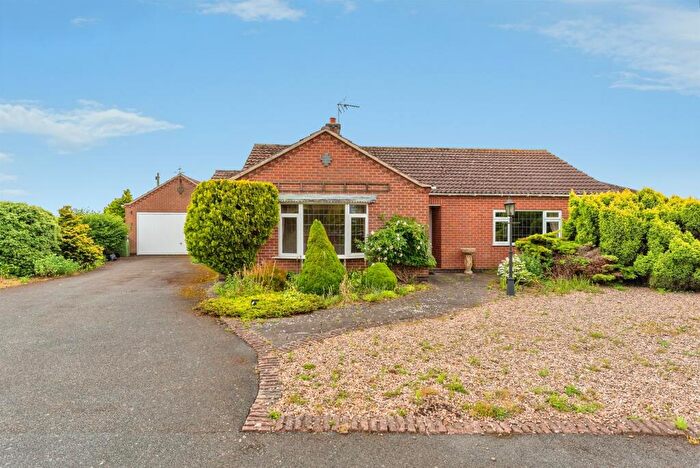 3 Bedroom Detached Bungalow For Sale In Crow Lane, South Muskham, Newark, NG23