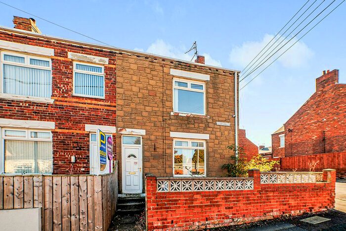 3 Bedroom End Of Terrace House To Rent In South Terrace, Horden, Peterlee, Durham, SR8