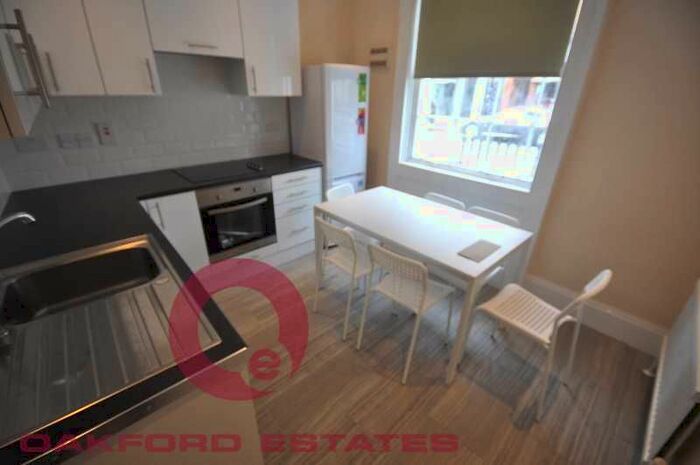 3 Bedroom Flat To Rent In Pratt Street, Camden, NW1