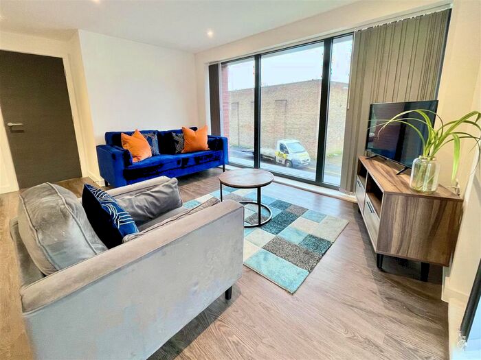 2 Bedroom Flat To Rent In Redeness Street, York, YO31