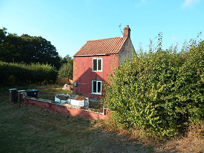 2 Bedroom Cottage For Sale In Richmond Place, Lyng, Norwich, Norfolk, NR9