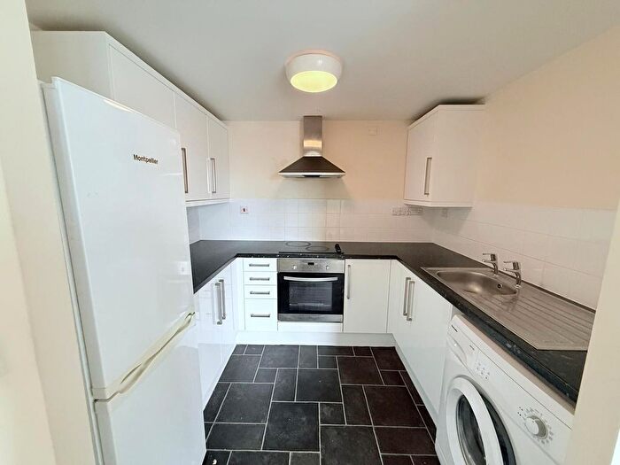 1 Bedroom Flat To Rent In Mansfield Road, Nottingham, NG1