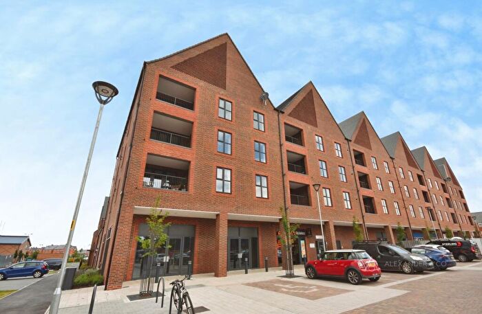 2 Bedroom Flat To Rent In Kingsbrook Basin, Broughton, Aylesbury, HP22