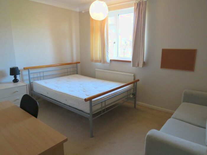 5 Bedroom House To Rent In Sotherton Road, Norwich, NR4