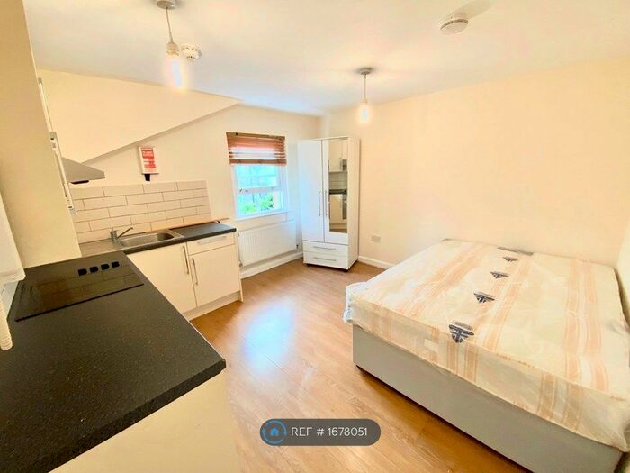 Studio To Rent In Royal College Street, London, NW1