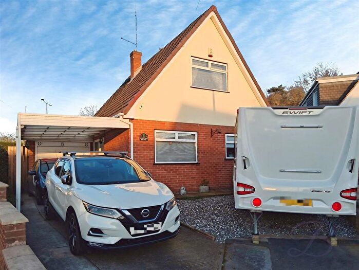 2 Bedroom Detached House For Sale In Hereford Avenue, Ollerton, Newark, NG22