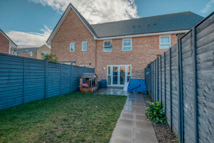 3 Bedroom Terraced House For Sale In Rounds Road, Worcester, WR5