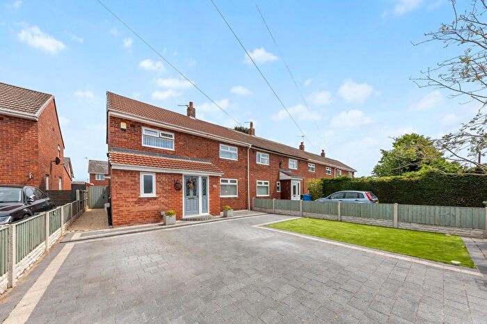 2 Bedroom End Of Terrace House For Sale In Sycamore Lane, Great Sankey, WA5
