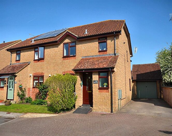 3 Bedroom Semi-Detached House For Sale In The Hawthorns, Stalbridge, Sturminster Newton, DT10
