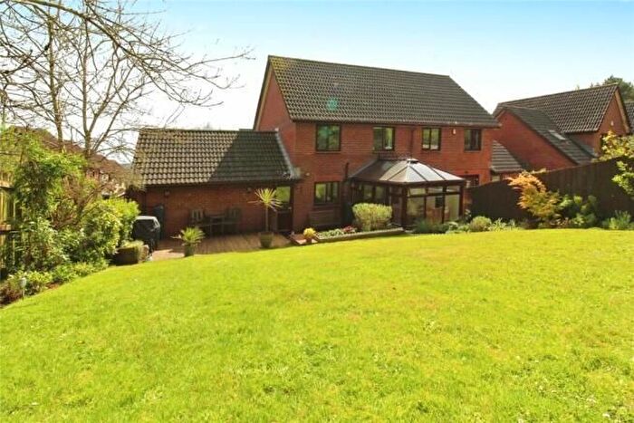 3 Bedroom Semi-Detached House For Sale In Heron Way, Torquay, TQ2