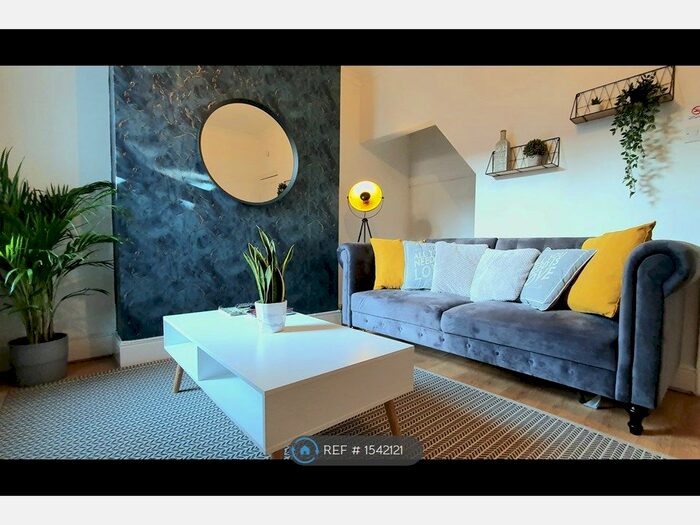 2 Bedroom Terraced House To Rent In Horner Street, York, YO30