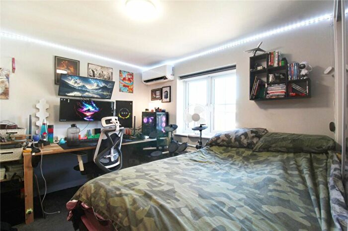 2 Bedroom Semi-Detached House For Sale In Brick Work Lane, Hook, RG27