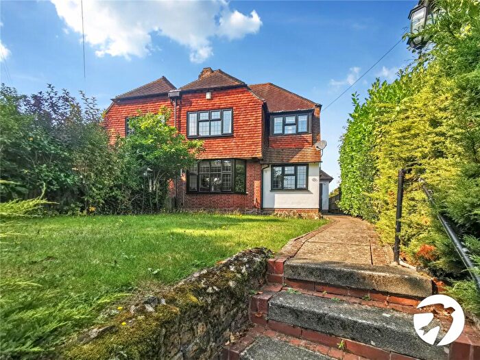 4 Bedroom Semi-Detached House To Rent In Beechenlea Lane, Swanley, Kent, BR8