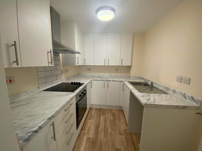 1 Bedroom Flat To Rent In Lodge Road, Southampton, Hampshire, SO14