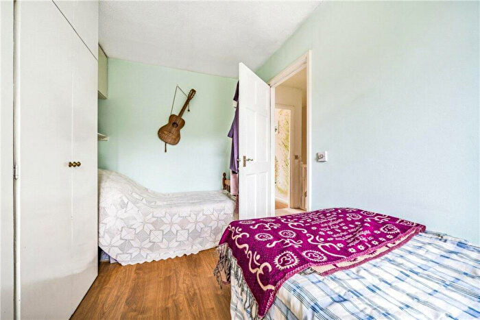 3 Bedroom Terraced House For Sale In Acacia Close, Stanmore, HA7
