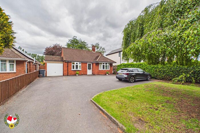 2 Bedroom Bungalow For Sale In Tewkesbury Road, Longford, Gloucester, GL2