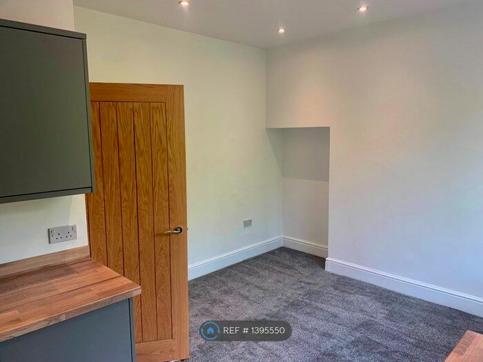 3 Bedroom Terraced House To Rent In Spring Bank Avenue, Audenshaw, Manchester, M34