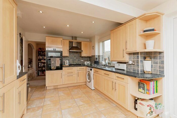 4 Bedroom Detached House For Sale In Summers Mead, Yate, Bristol, BS37
