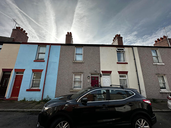 4 Bedroom Terraced House For Sale In Duncan Street, Barrow-in-Furness, Cumbria, LA14