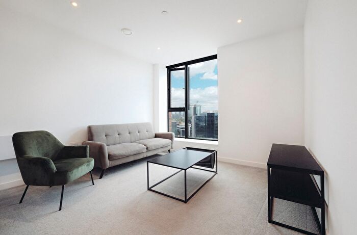 1 Bedroom Flat To Rent In No. Old Trafford, Trafford Park, Manchester, M17